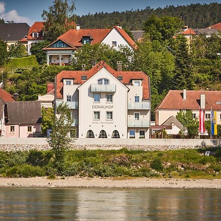 Hotel Donauhof Emmersdorf an der Donau Bagian luar foto