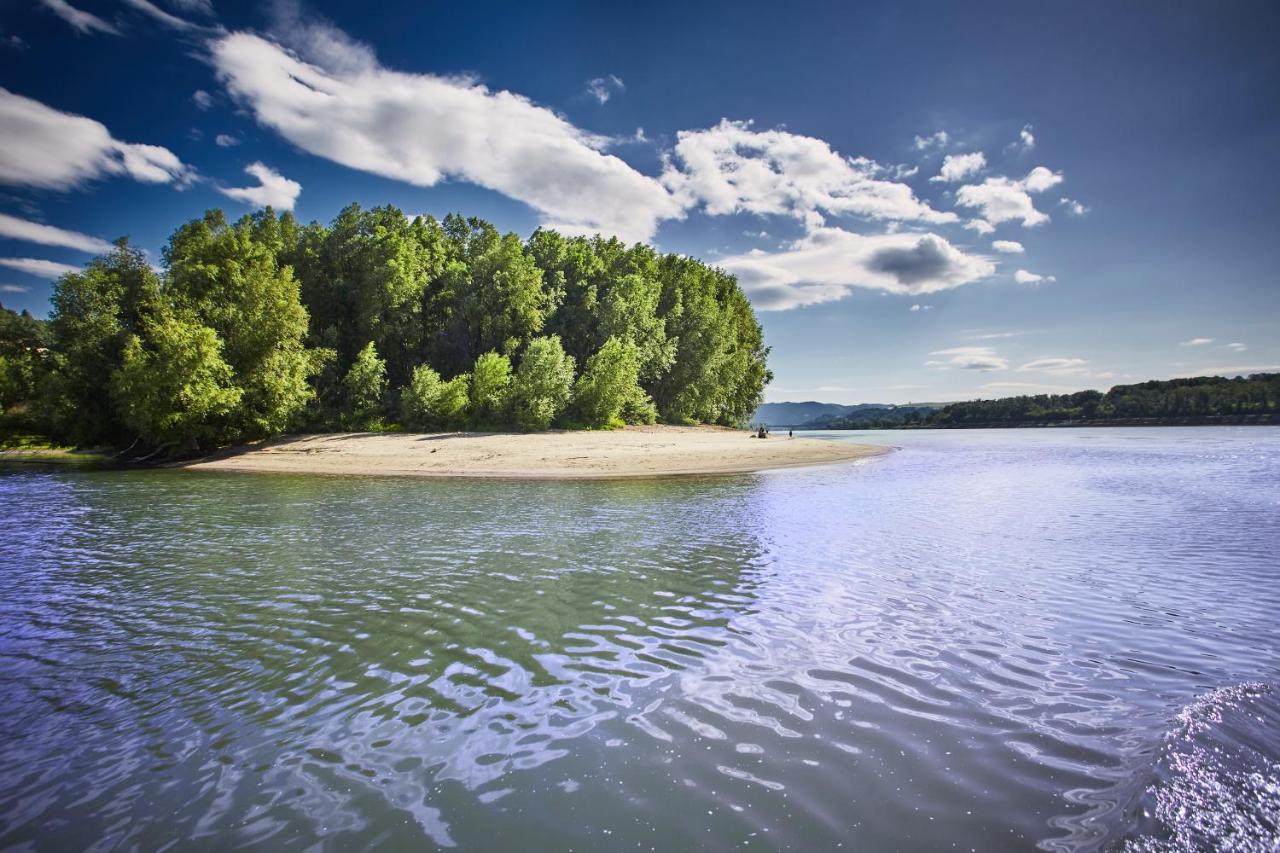 Hotel Donauhof Emmersdorf an der Donau Bagian luar foto