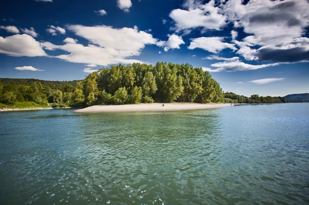 Hotel Donauhof Emmersdorf an der Donau Bagian luar foto